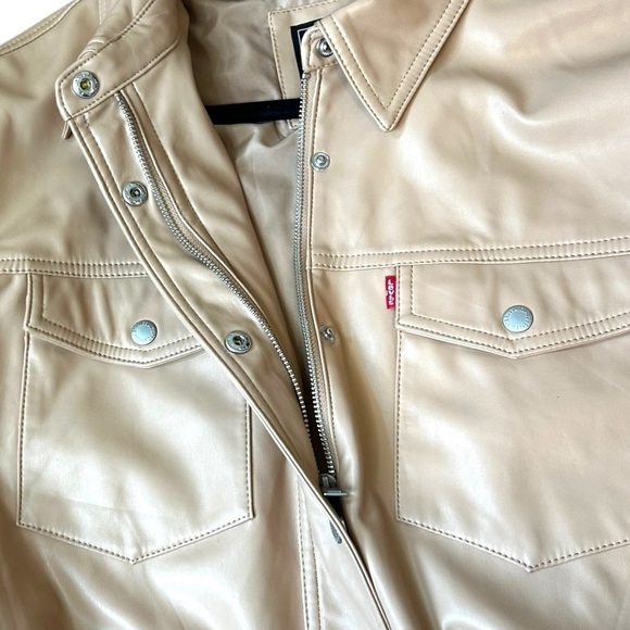 Levi's Women's Faux Leather Belted Shirt Jacket - Picture 9 of 14